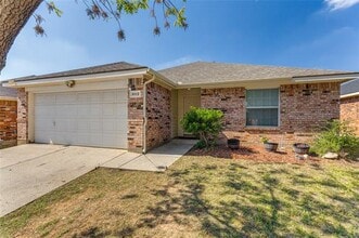 Building Photo - 8113 Ruse Springs Ln