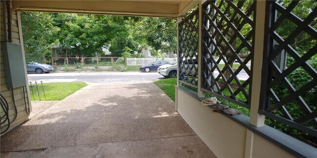 Foto del edificio - 4900 Avenue F