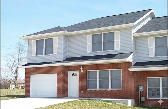 Photo - 3881 S Cramer Cir (Bloomington, IN) Townhome