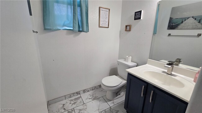 Foto del edificio - 5205 El Castano Ave