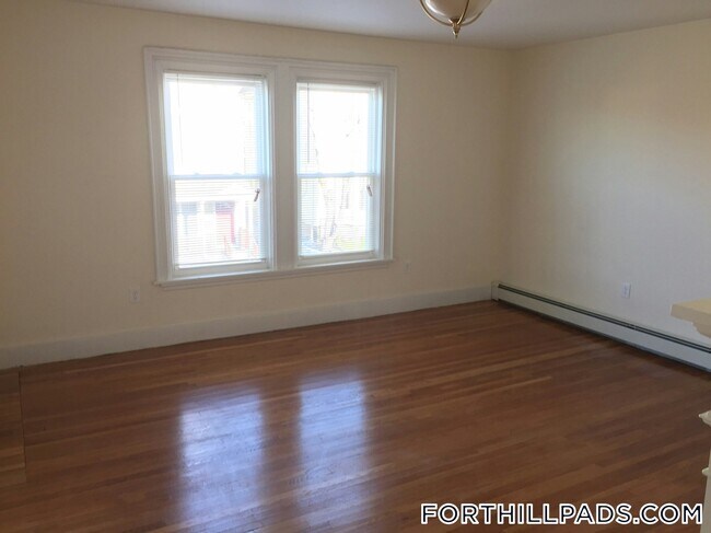 Building Photo - 42 Marcella St