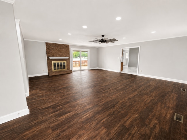 Building Photo - 101 Bayview Cir