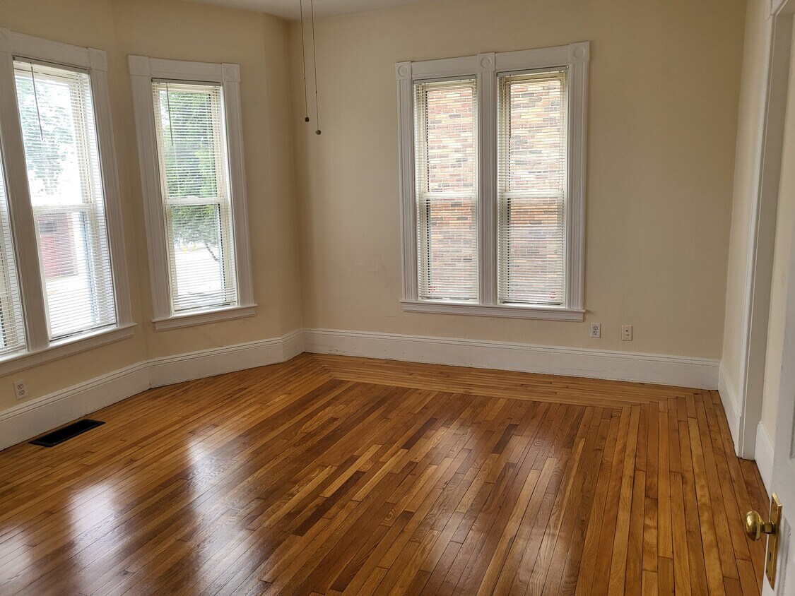 167 Ferry St Unit 1, Malden, MA 02148 Condo for Rent in Malden, MA