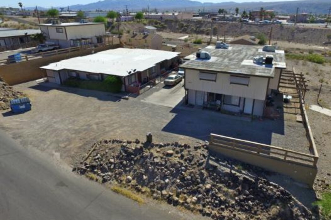 Primary Photo - 1567 Sierra Vista Dr