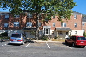 Building Photo - 6208 Baker Cir