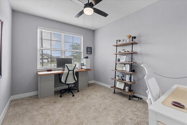 Foto del edificio - 20061 Torrey Pines Ln