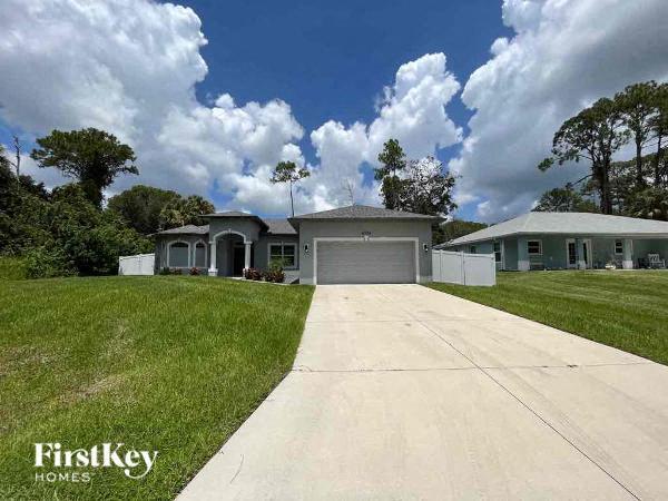Foto principal - 4099 Carver St