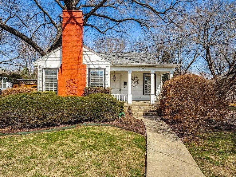 Foto principal - 1210 W Tucker St