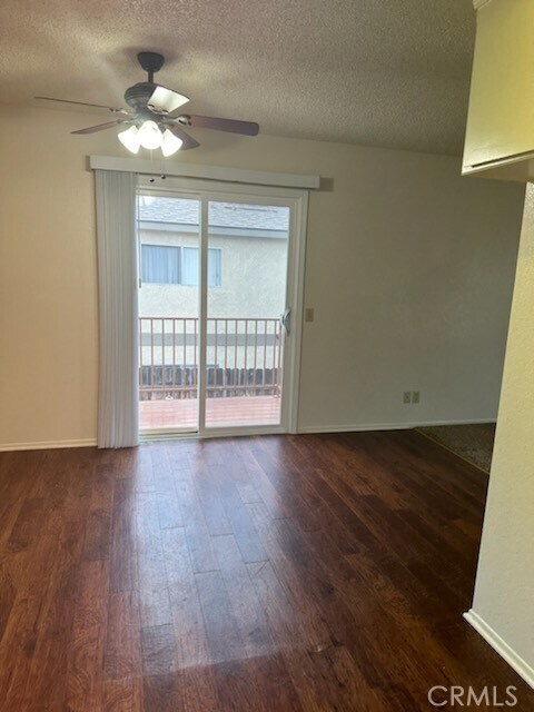 Foto del edificio - 2129 Woodberry Ave