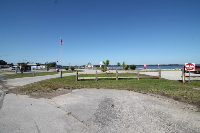 Building Photo - 281-2 Fulcher&#39;s Landing