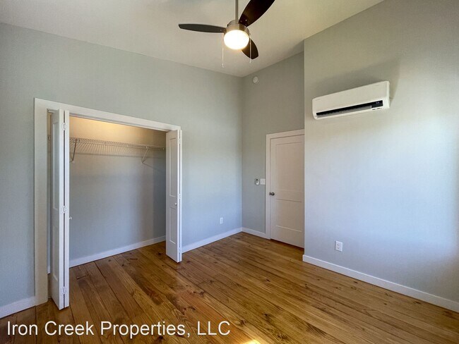 Foto del edificio - 2 br, 1.5 bath House - 74 E. Cascade Street