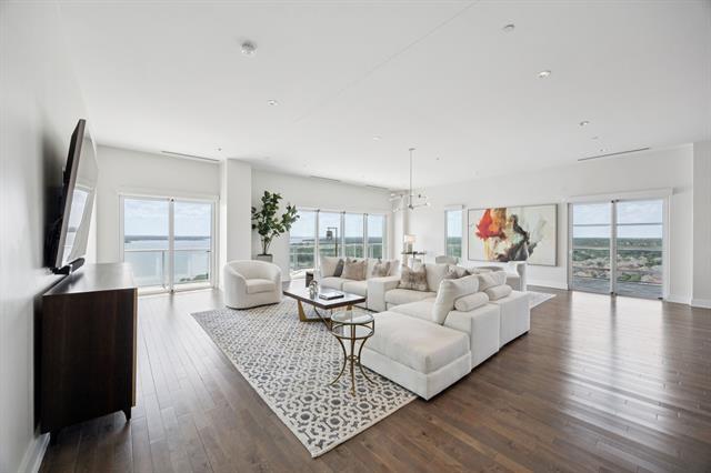 Foto del edificio - 2800 Lakeside Pkwy