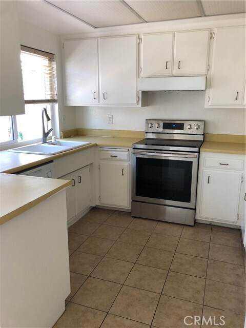 Foto del edificio - 3733 N Harbor Blvd