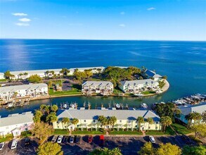 Building Photo - 5174 Beach Dr SE