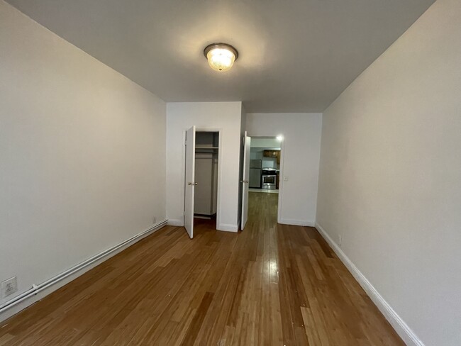 Building Photo - 54 Wadsworth Terrace