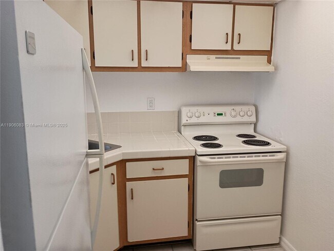 Foto del edificio - 801 NW 47th Ave