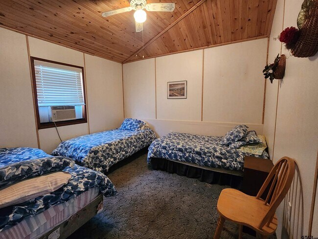 Foto del edificio - 845B CR 1987