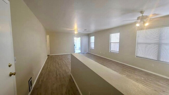 Foto del edificio - 3-bedroom near Higley/Recker and Ray