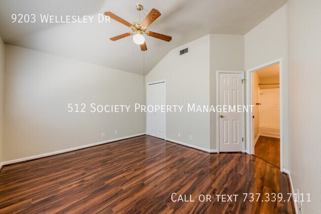 Foto del edificio - 9203 Wellesley Dr