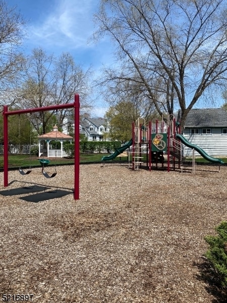 Building Photo - 46 Woods Edge Dr