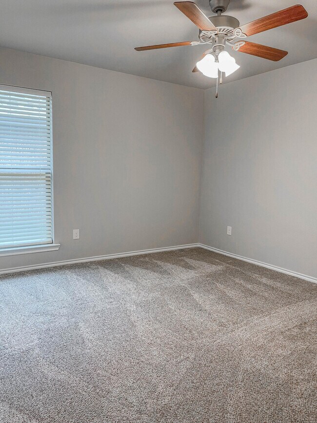 Foto del edificio - 14109 Avenue W