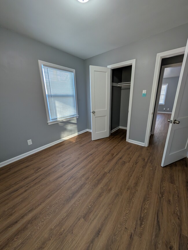 Foto del edificio - 117 SW Hillside Ave