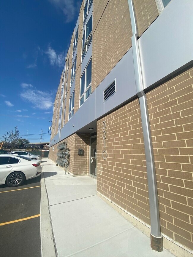 Building Photo - 3210 S Archer Ave