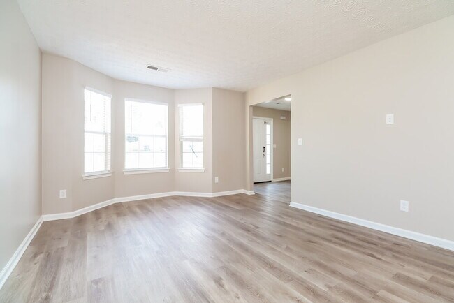 Foto del edificio - 1085 Ivey Ln