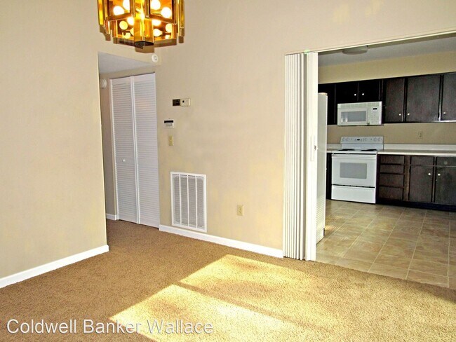 Building Photo - 2 br, 1.5 bath House - 1850 Cherokee Bluff