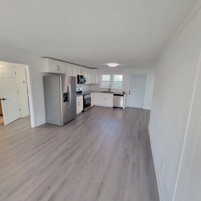 Foto del edificio - 166 E 16th St