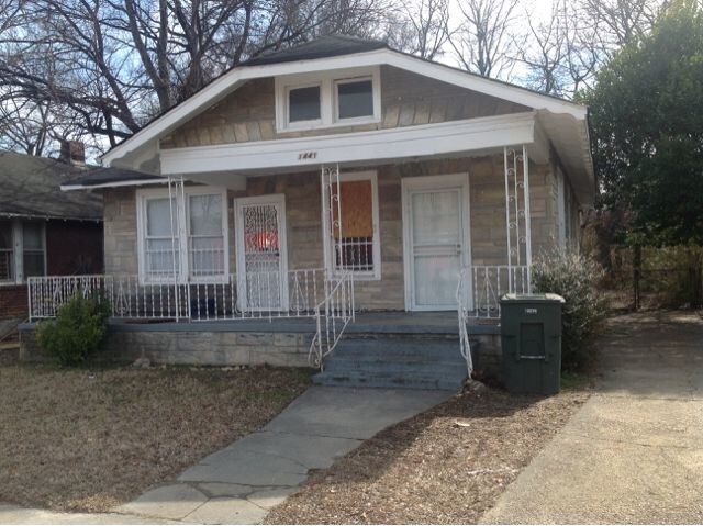 Primary Photo - 1441 Lyndale Ave