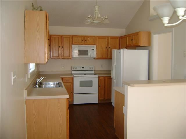 Building Photo - 105 England Ln
