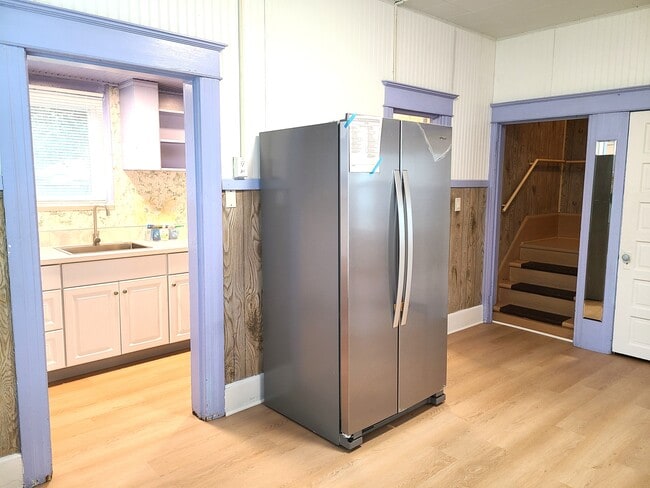 Building Photo - 5708 7th Ave S