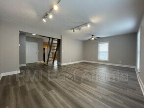 Building Photo - 486 Old Wheat St NE