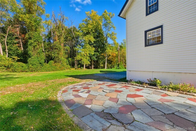 Foto del edificio - 39 Cox Ave