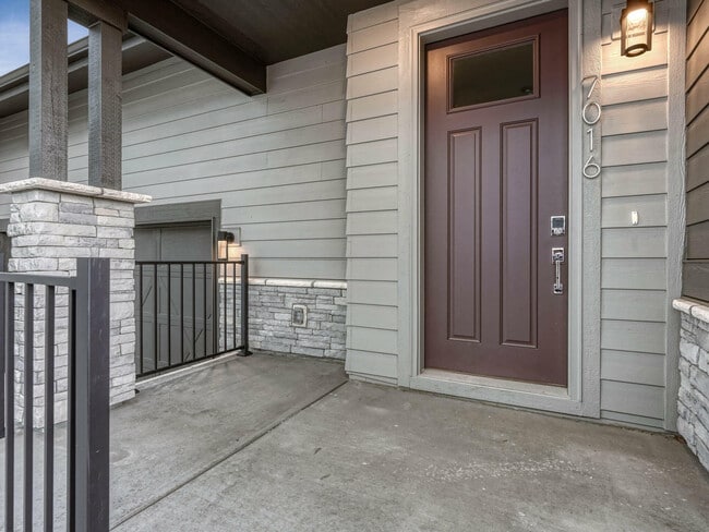 Foto del edificio - 7016 Homeplace St