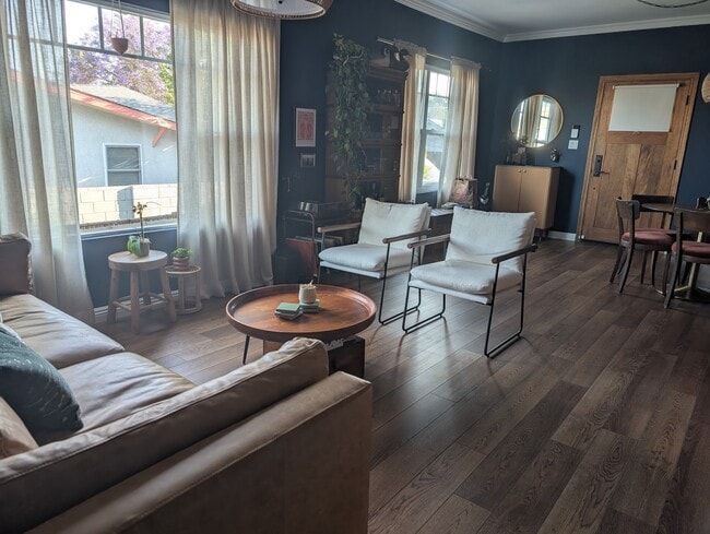 Living Room - 5136 Windermere Ave