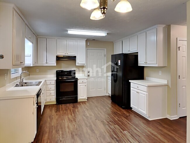 Foto del edificio - 2380 Sailor Ln