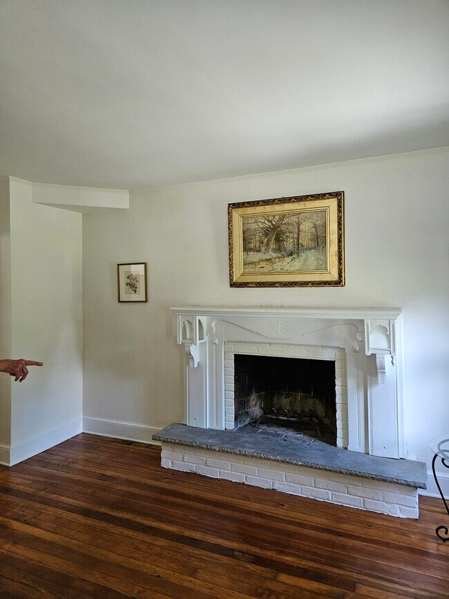 Foto del edificio - 1195 Westbourne Rd