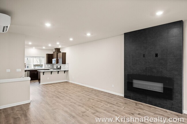 Foto del edificio - Lovely 2 BR* 2.5 BA Townhome in Hillsboro,...