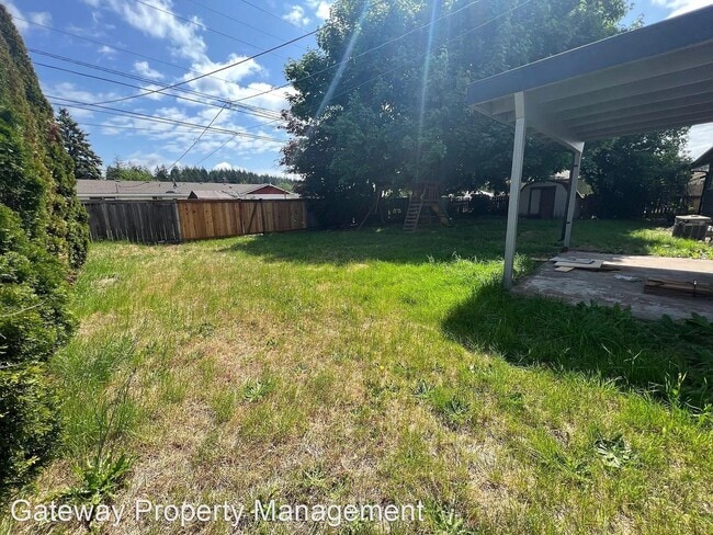 Building Photo - 4 br, 2 bath House - 2322 Callanan Street