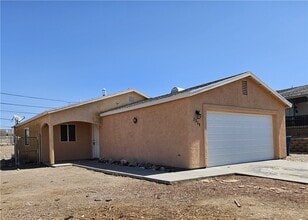 Building Photo - 2538 Country Club Ln