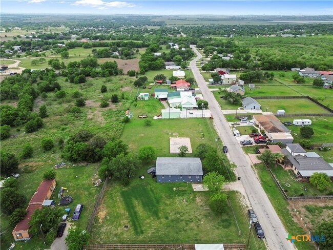 Foto del edificio - 183 Shelley Ln