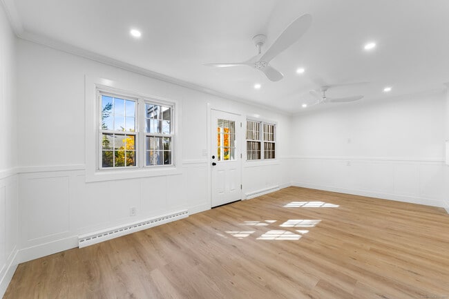 Foto del edificio - 245 Unquowa Rd