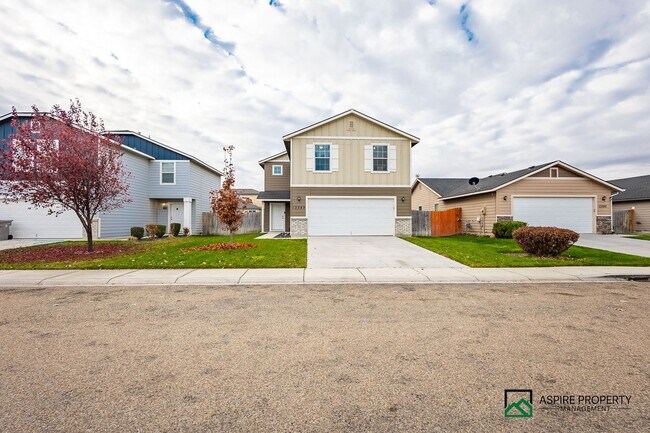 Foto del edificio - 3 Bed 2.5 Bath Home