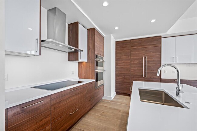 Foto del edificio - 301 1st St S