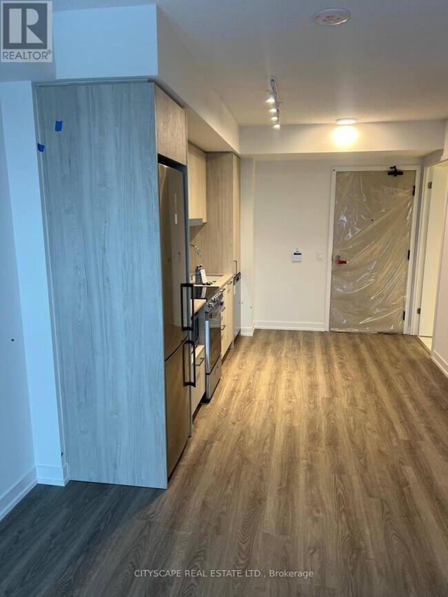 Building Photo - 195 Commerce St