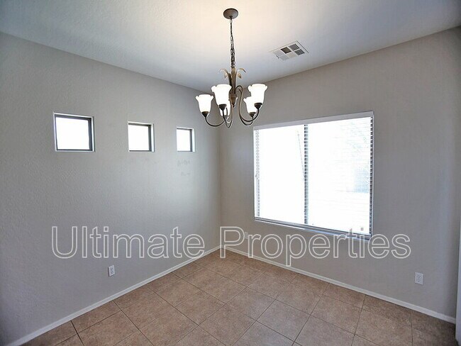 Foto del edificio - 4715 S 99th Dr