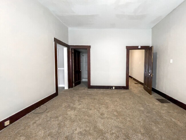 Foto del edificio - 1607 W Jackson St