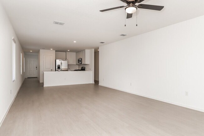 Building Photo - 10035 Mather Way